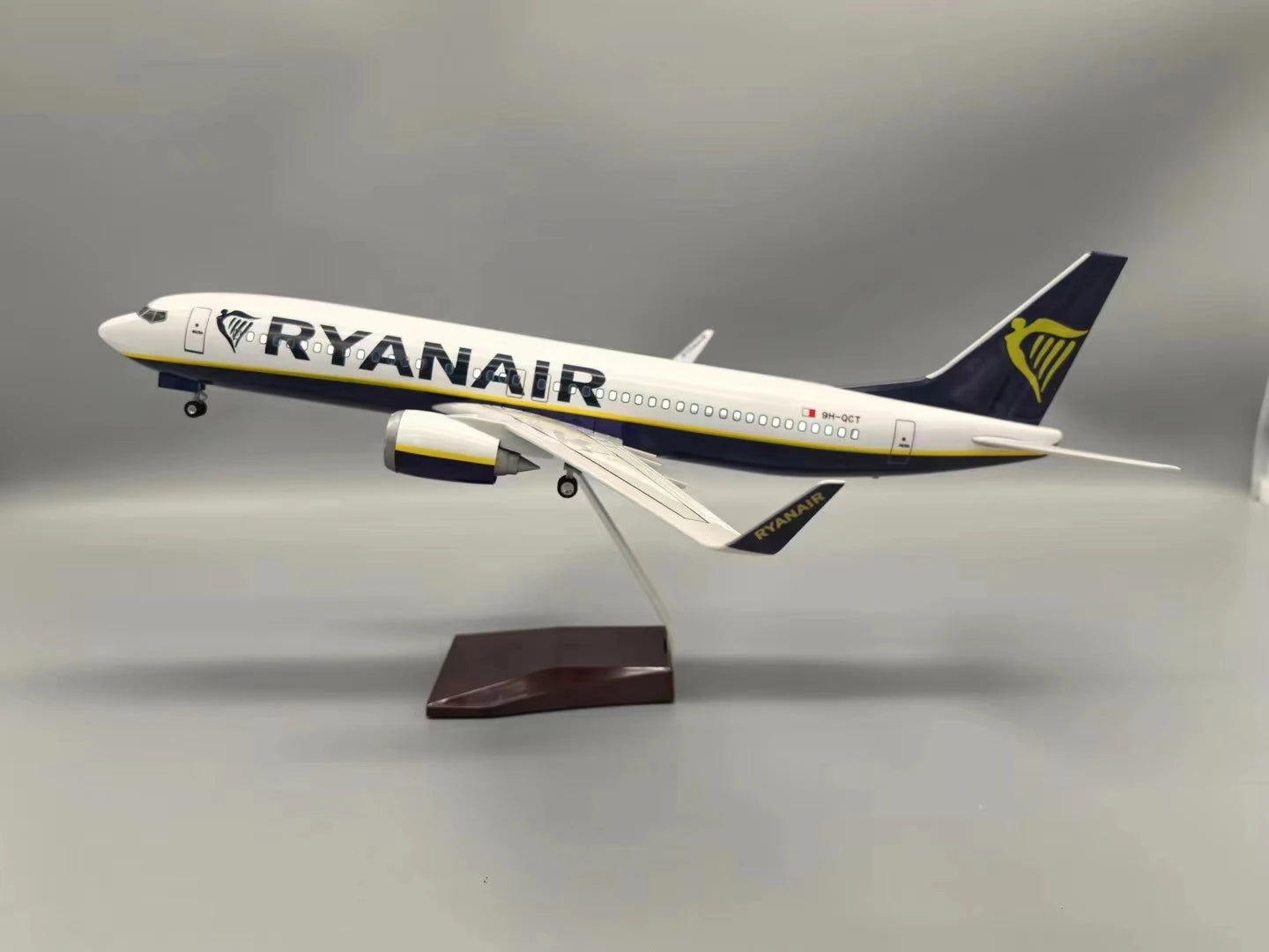 Avion Ryanair Miniature